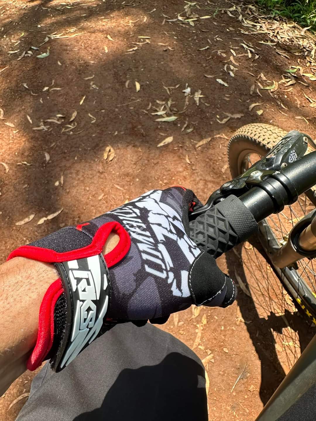 RKS Destroy Gloves